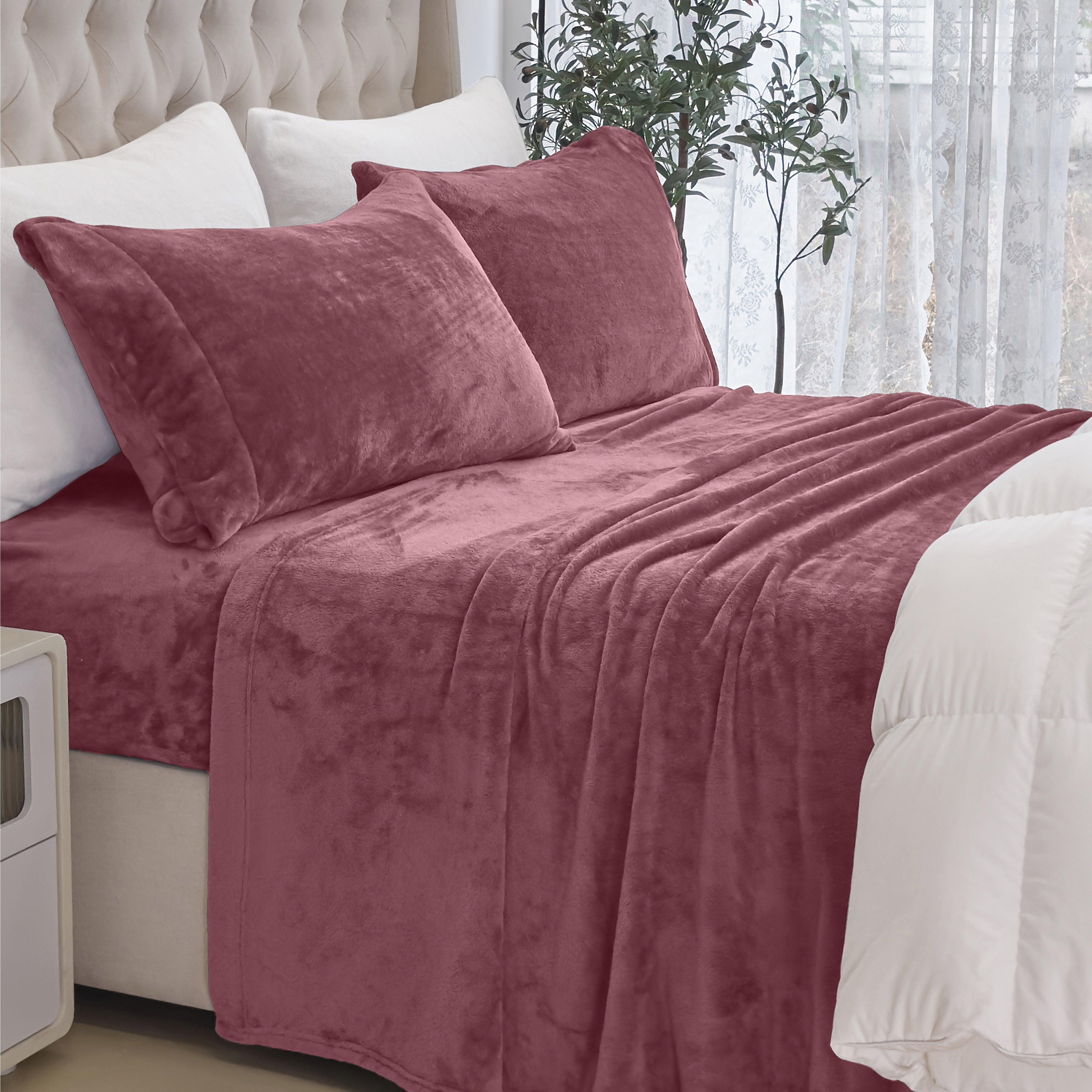 Elegant, comfortable, warm and comfortable bedding-4Piece Set Velvet Plush Flannel Bed Sheet Set Affordable Glass Gloss Skincare Set Valentine's Day Sucking and Painting Set